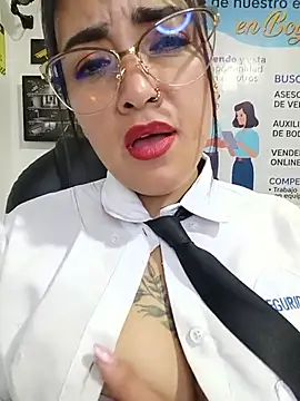 MAYE__13 在線直播表演