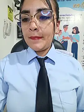 Show de webcam de MAYE__13