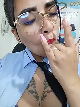 MAYE__13's Webcam Show