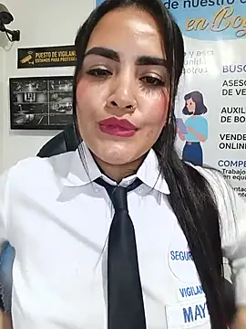 MAYE__13 – webcam-show