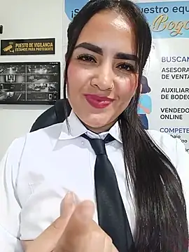 MAYE__13n Webbikameraesitys