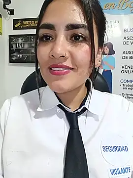 MAYE__13 Adlı Modelin Web Kamerası Şovu
