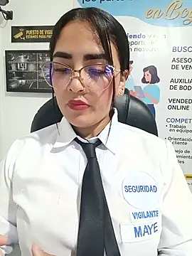 MAYE__13 网络视讯表演