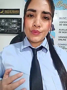 MAYE__13's Live XXX Chat