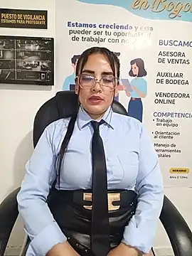 MAYE__13 Show in webcam