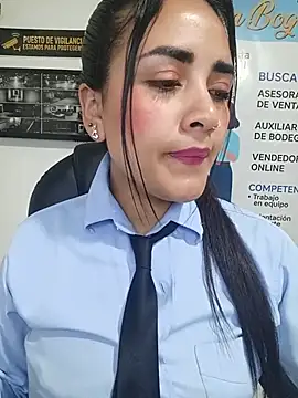 MAYE__13n Webbikameraesitys