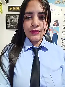 MAYE__13 Adlı Modelin Web Kamerası Şovu