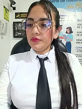 MAYE__13 Adlı Modelin Web Kamerası Şovu