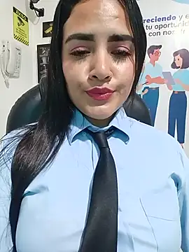 MAYE__13 Adlı Modelin Web Kamerası Şovu
