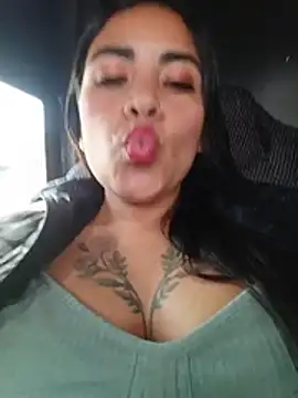 Show de MAYE__13 na webcam