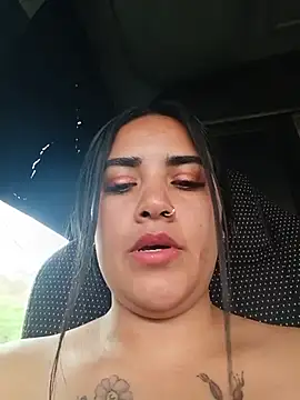 Show de MAYE__13 na webcam