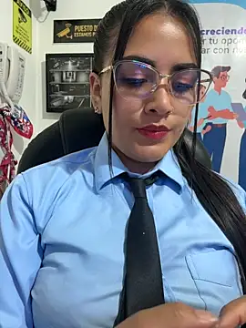 MAYE__13 Adlı Modelin Web Kamerası Şovu