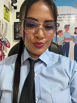 MAYE__13 – Kamerová šou
