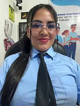 MAYE__13 Adlı Modelin Web Kamerası Şovu