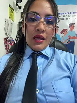 MAYE__13's Webcam Show