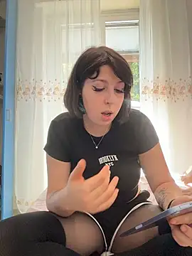 Chat XXX en directo de ilaria_miss98