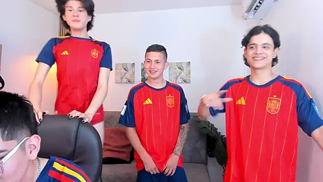 Webkamerová show boysinheat_