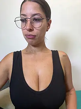 Živý XXX chat luvely_unique_