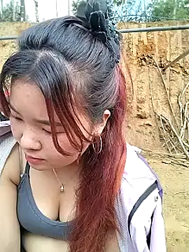 lylylove Pertunjukan Webcam