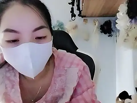 Lemonn99 网络视讯表演