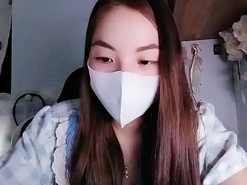 Lemonn99 网络视讯表演