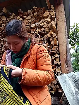 Ngocmi909 Show in webcam