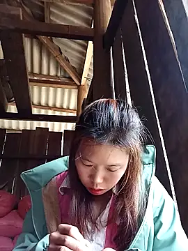 Ngocmi909 网络视讯表演