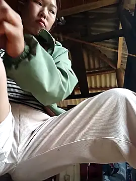 Ngocmi909 网络视讯表演