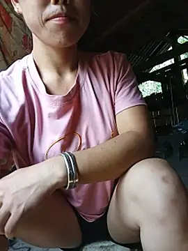 Živá chatovací místnost Ngocmi909