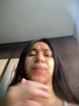 Kylie_Patrick Show in webcam