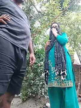 Miss_Sahiba Show in webcam