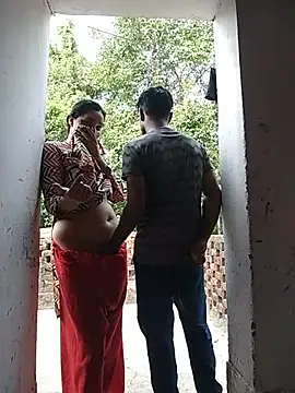 RUCHI_DARLING's Webcam Show