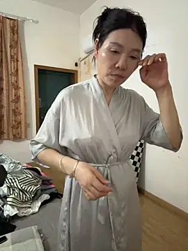 xiiuuff18 Webcam Show