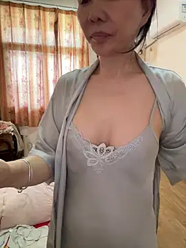 xiiuuff18's Webcam Show