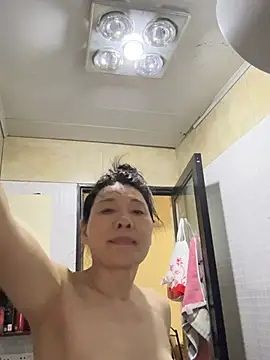 xiiuuff18's Webcam Show