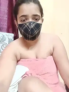 kanikahaihum Adlı Modelin Canlı XXX Sohbeti