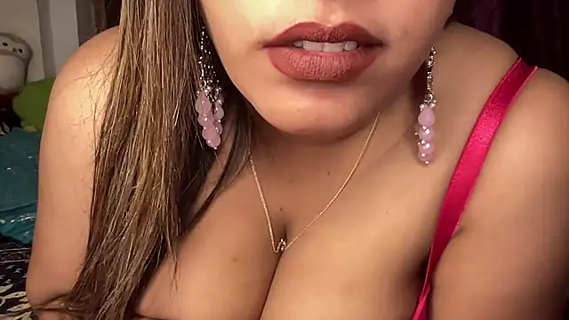 Only_Lavinaah's Webcam Show