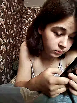 Show modela ToryTayler na web-kameri