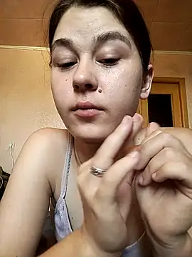 Show modela ToryTayler na web-kameri