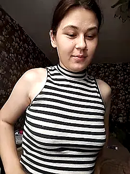 ToryTayler Adlı Modelin Canlı XXX Sohbeti
