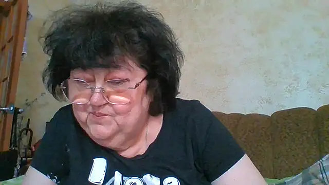MilaSky5303's Webcam Show