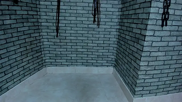 Briana_24's Webcam Show