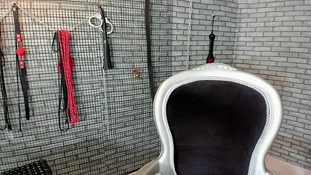 Briana_24's Webcam Show