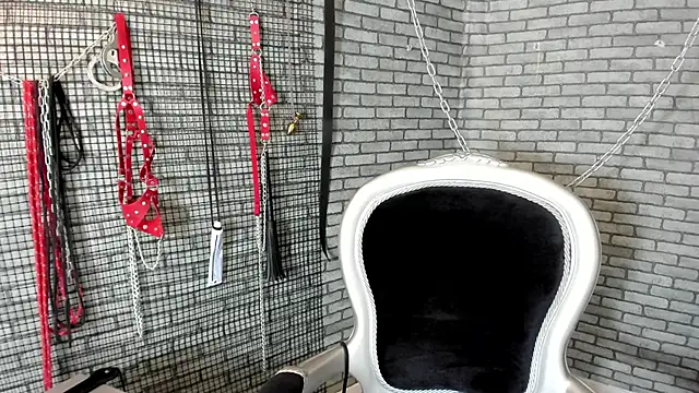 Briana_24's Webcam Show