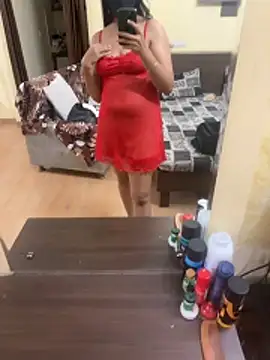 Show modela indianshycouple na web-kameri