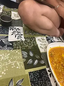 indianshycouple's Live XXX Chat