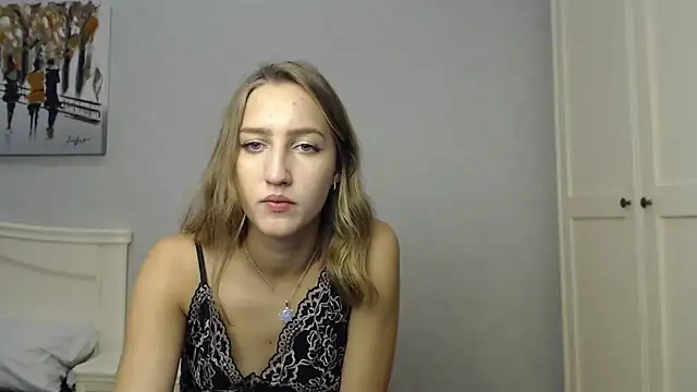 Show modela retordo na web-kameri