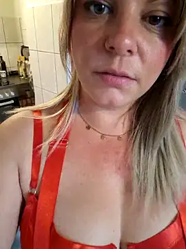 Oktopussy Chat XXX in diretta