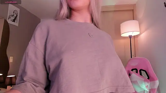 Živý XXX chat Zaray_star