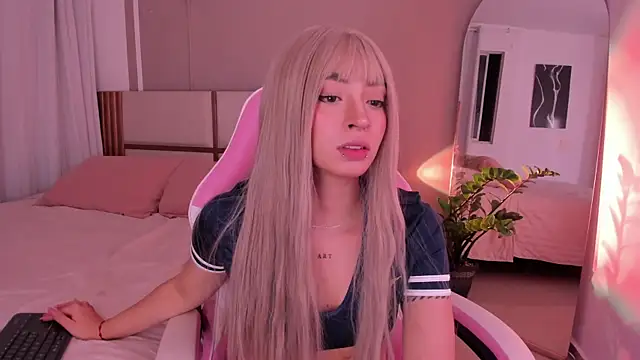 Zaray_star XXX чат на живо